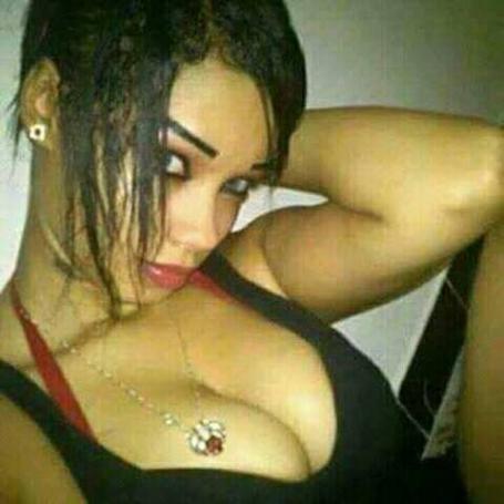 بزاز مثيرة لفتيات جميلات 59b16a254b5e0