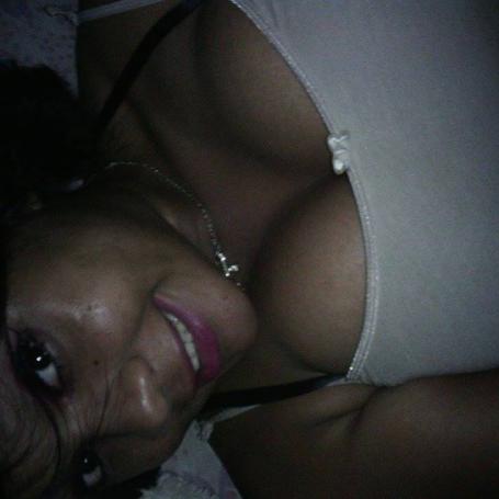 بزاز مثيرة لفتيات جميلات 59b16a2a56806